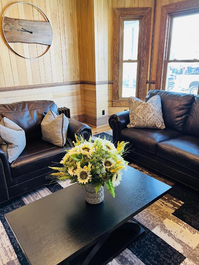 Monterey Inn Eksteriør billede