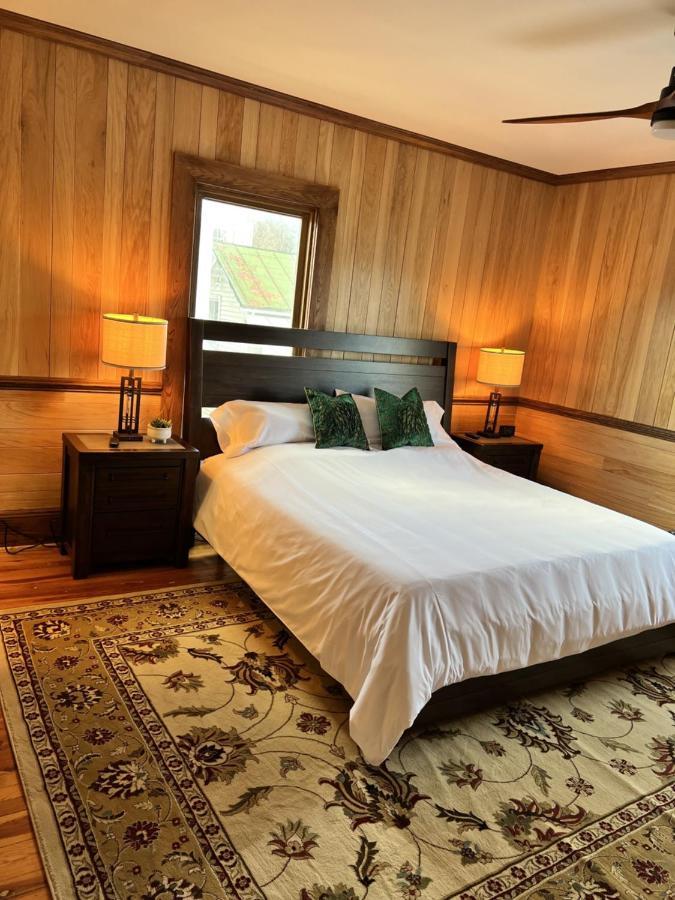 Monterey Inn Eksteriør billede