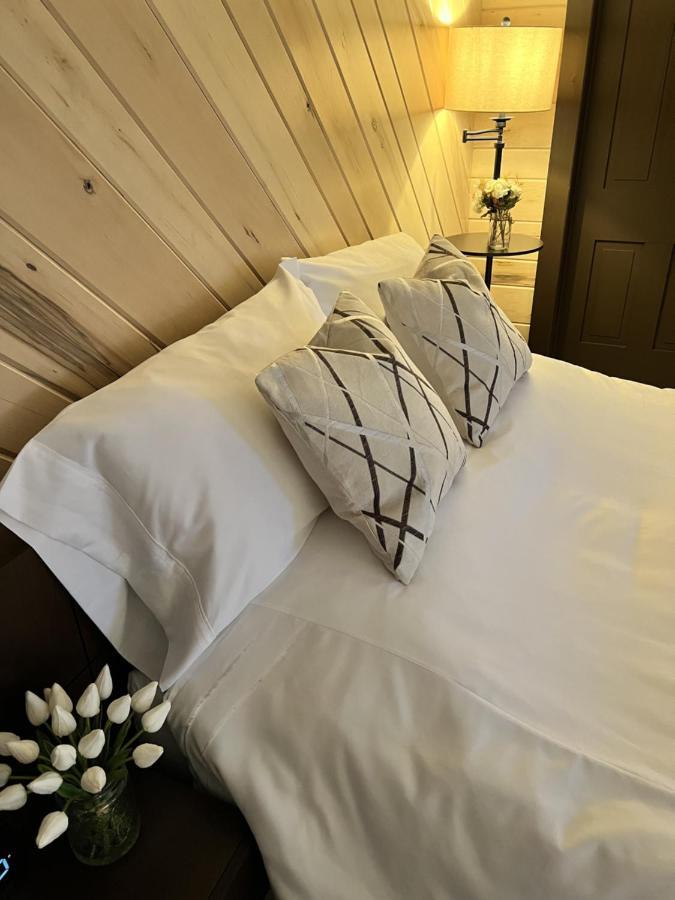 Monterey Inn Eksteriør billede