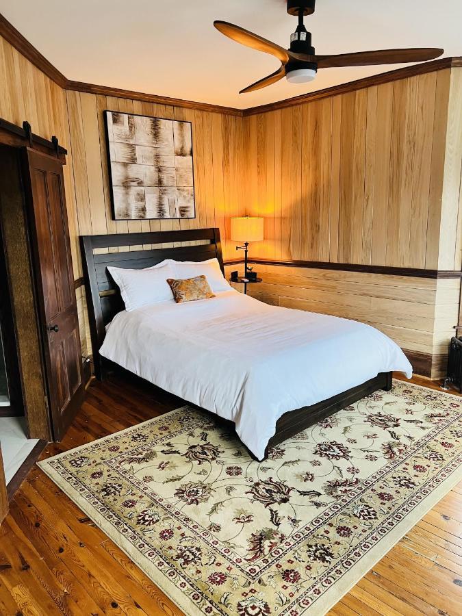 Monterey Inn Eksteriør billede