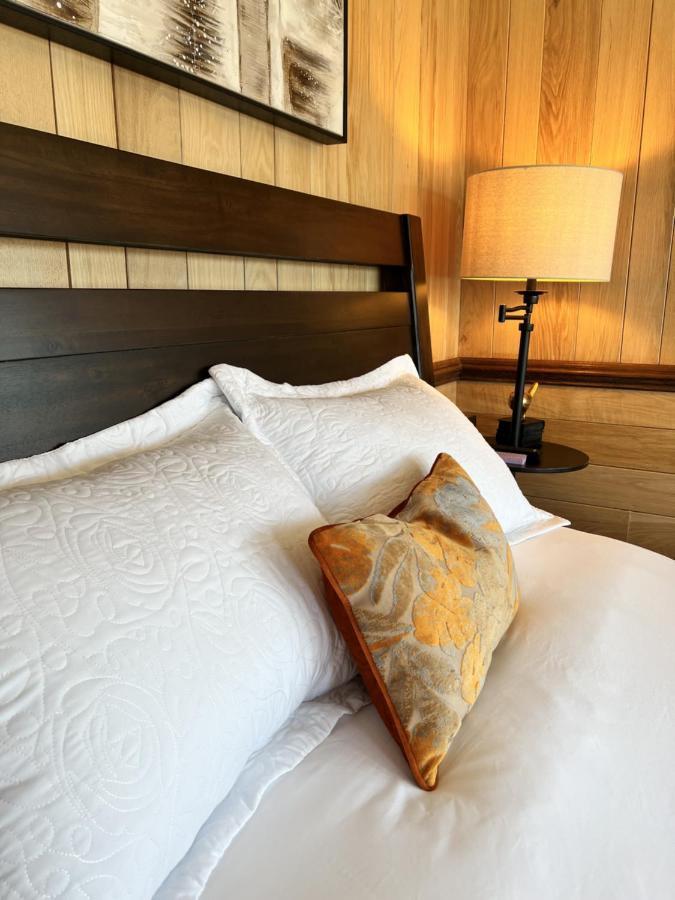 Monterey Inn Eksteriør billede