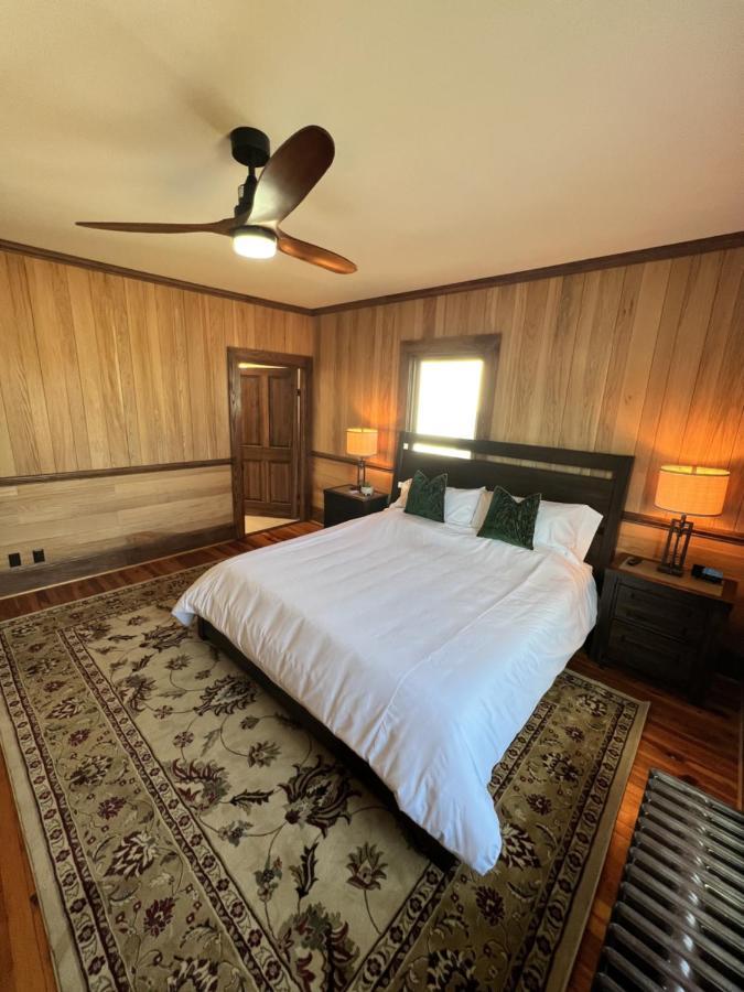 Monterey Inn Eksteriør billede